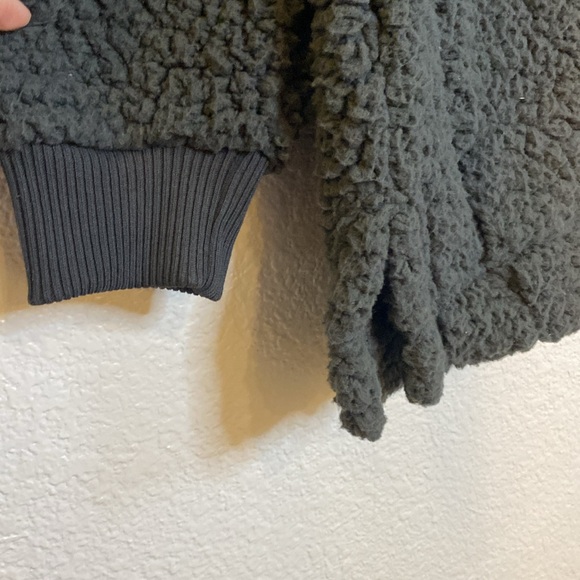 Aerie Dream Sherpa Shearling Quarter Zip Pullover Sweatshirt NWT size Small - Picture 4 of 7